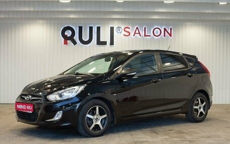 Hyundai Solaris II рестайлинг, 2011 год, 865 000 рублей, 1 фотография