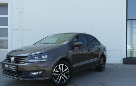 Volkswagen Polo VI (EU Market), 2016 год, 940 000 рублей, 1 фотография