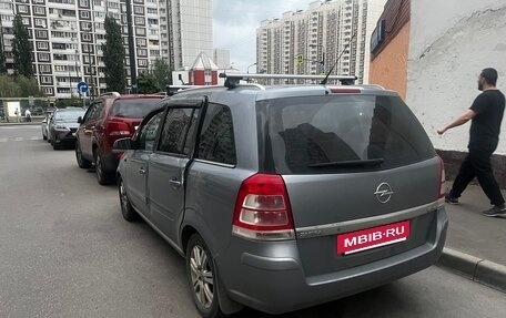 Opel Zafira B, 2008 год, 200 000 рублей, 16 фотография