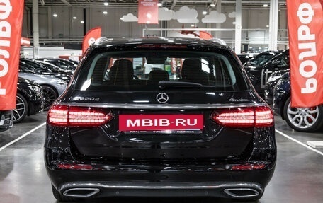 Mercedes-Benz E-Класс, 2022 год, 3 900 000 рублей, 10 фотография