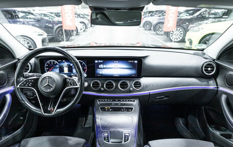 Mercedes-Benz E-Класс, 2022 год, 3 900 000 рублей, 20 фотография