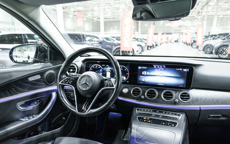 Mercedes-Benz E-Класс, 2022 год, 3 900 000 рублей, 21 фотография