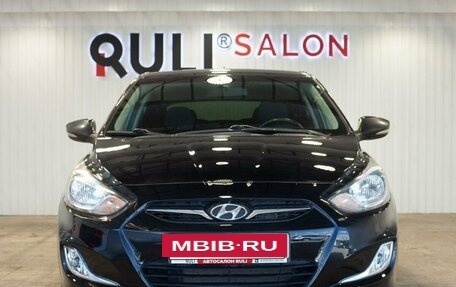 Hyundai Solaris II рестайлинг, 2011 год, 865 000 рублей, 2 фотография