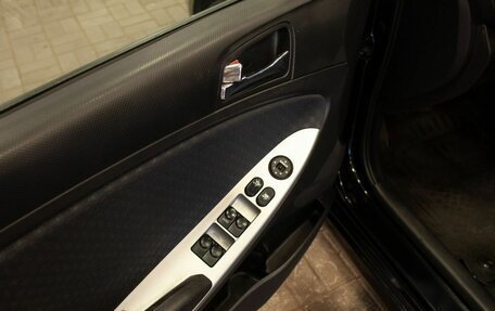 Hyundai Solaris II рестайлинг, 2011 год, 865 000 рублей, 32 фотография