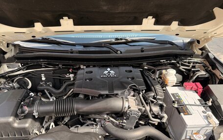 Mitsubishi Pajero Sport III рестайлинг, 2020 год, 4 110 000 рублей, 12 фотография