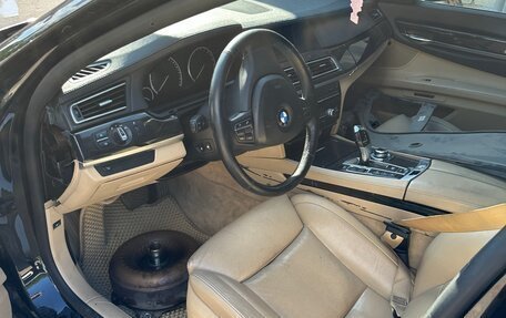 BMW 7 серия, 2011 год, 910 000 рублей, 3 фотография