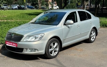 Skoda Octavia, 2011 год, 800 000 рублей, 2 фотография