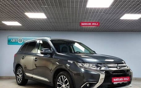 Mitsubishi Outlander III рестайлинг 3, 2017 год, 2 100 000 рублей, 3 фотография
