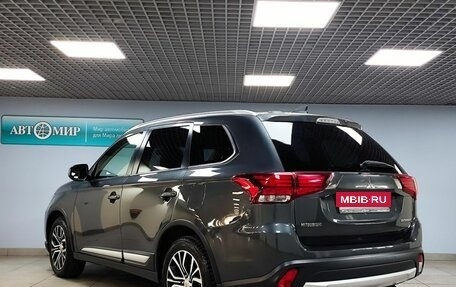Mitsubishi Outlander III рестайлинг 3, 2017 год, 2 100 000 рублей, 7 фотография