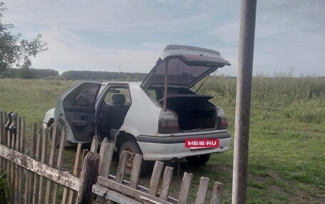 Renault 19 II, 1993 год, 75 000 рублей, 3 фотография