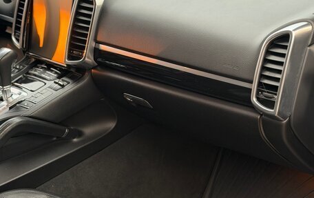 Porsche Cayenne III, 2011 год, 2 100 000 рублей, 7 фотография