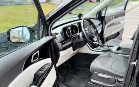 KIA Carnival, 2021 год, 3 550 000 рублей, 11 фотография