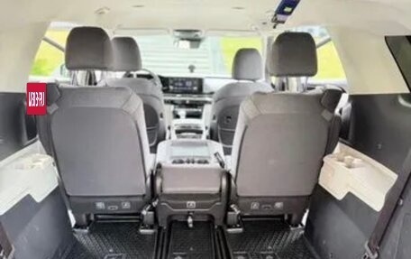 KIA Carnival, 2021 год, 3 550 000 рублей, 10 фотография