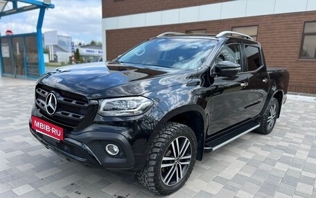 Mercedes-Benz X-Класс I, 2018 год, 4 100 000 рублей, 3 фотография