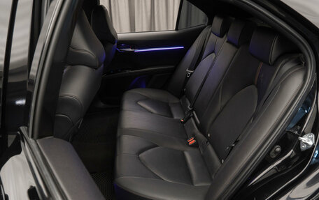 Toyota Camry, 2021 год, 2 850 000 рублей, 12 фотография