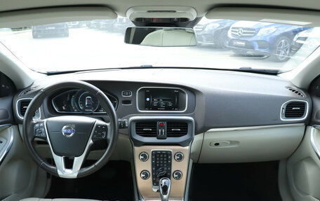 Volvo V40 II рестайлинг, 2014 год, 1 100 000 рублей, 13 фотография