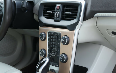 Volvo V40 II рестайлинг, 2014 год, 1 100 000 рублей, 17 фотография