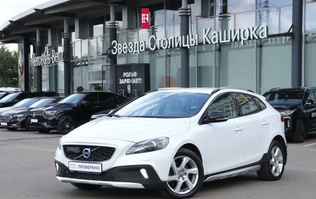 Volvo V40 II рестайлинг, 2014 год, 1 100 000 рублей, 24 фотография