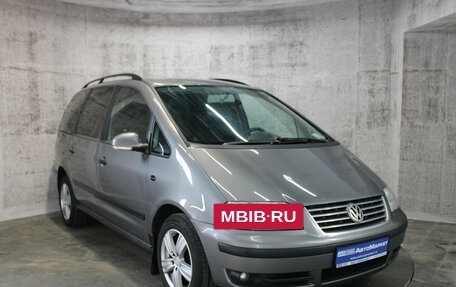 Volkswagen Sharan I рестайлинг, 2008 год, 832 000 рублей, 3 фотография