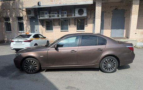 BMW 5 серия, 2004 год, 850 000 рублей, 4 фотография