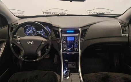 Hyundai Sonata VI, 2012 год, 875 000 рублей, 4 фотография
