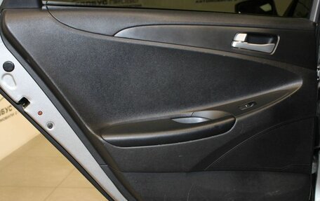Hyundai Sonata VI, 2012 год, 875 000 рублей, 18 фотография