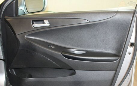 Hyundai Sonata VI, 2012 год, 875 000 рублей, 23 фотография