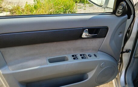 Daewoo Gentra II, 2013 год, 670 000 рублей, 19 фотография