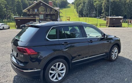 Volkswagen Tiguan II, 2017 год, 2 400 000 рублей, 9 фотография