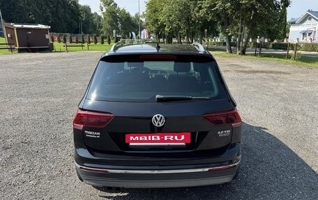 Volkswagen Tiguan II, 2017 год, 2 400 000 рублей, 7 фотография