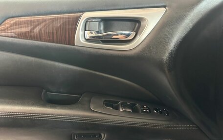 Nissan Pathfinder, 2015 год, 1 835 000 рублей, 17 фотография