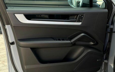 Porsche Cayenne III, 2023 год, 16 490 000 рублей, 8 фотография