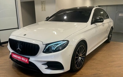 Mercedes-Benz E-Класс, 2017 год, 2 990 000 рублей, 1 фотография