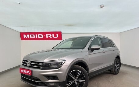 Volkswagen Tiguan II, 2018 год, 3 000 000 рублей, 1 фотография