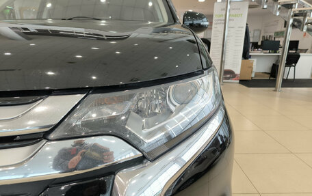 Mitsubishi Outlander III рестайлинг 3, 2016 год, 2 050 000 рублей, 21 фотография