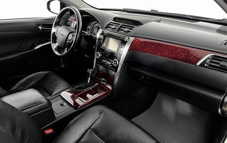 Toyota Camry, 2011 год, 1 270 000 рублей, 12 фотография