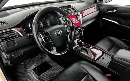 Toyota Camry, 2011 год, 1 270 000 рублей, 9 фотография