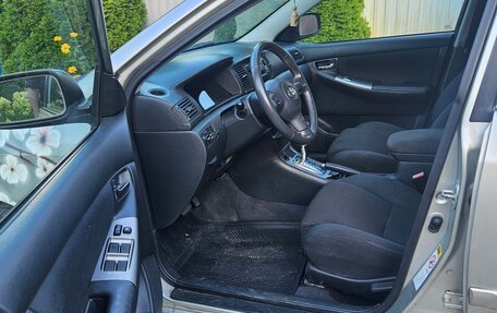 Toyota Corolla, 2005 год, 650 000 рублей, 9 фотография