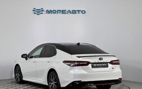 Toyota Camry, 2021 год, 3 310 000 рублей, 7 фотография
