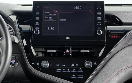 Toyota Camry, 2021 год, 3 310 000 рублей, 15 фотография