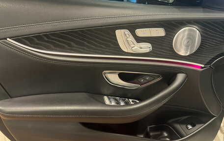 Mercedes-Benz E-Класс, 2017 год, 2 990 000 рублей, 12 фотография