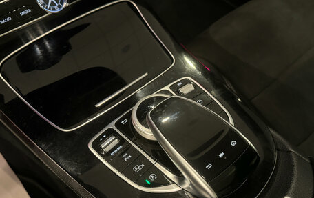 Mercedes-Benz E-Класс, 2017 год, 2 990 000 рублей, 21 фотография