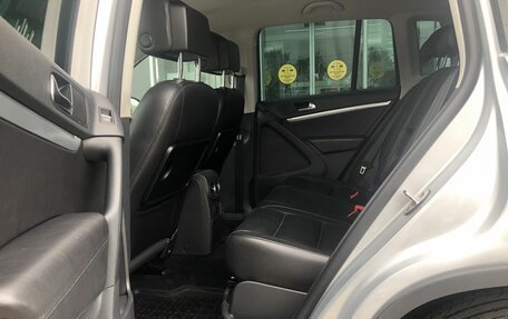 Volkswagen Tiguan I, 2011 год, 1 364 500 рублей, 11 фотография