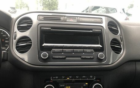 Volkswagen Tiguan I, 2011 год, 1 364 500 рублей, 14 фотография