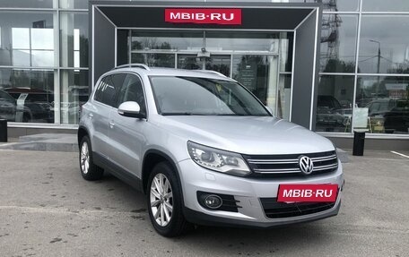Volkswagen Tiguan I, 2011 год, 1 364 500 рублей, 3 фотография