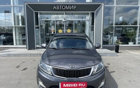 KIA Rio III рестайлинг, 2013 год, 735 000 рублей, 2 фотография