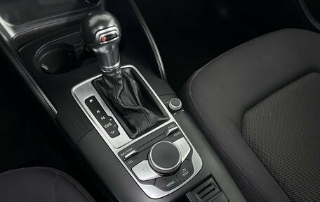 Audi A3, 2018 год, 1 840 000 рублей, 22 фотография