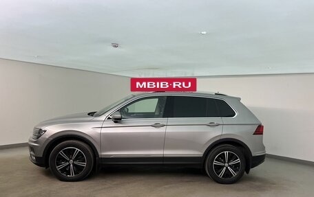 Volkswagen Tiguan II, 2018 год, 3 000 000 рублей, 5 фотография