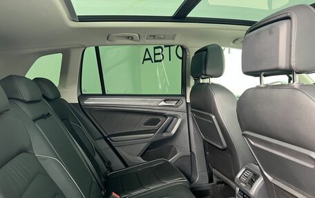 Volkswagen Tiguan II, 2018 год, 3 000 000 рублей, 11 фотография