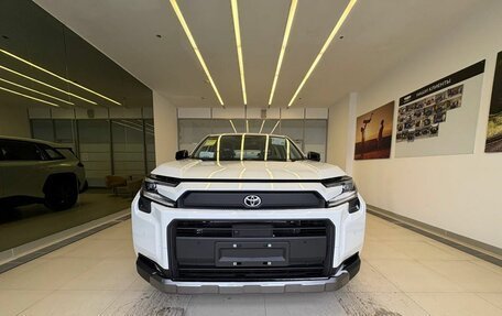 Toyota RAV4, 2026 год, 4 550 000 рублей, 3 фотография